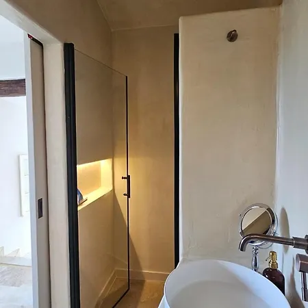 Lovely Old Town House Sea View, 1br Ac, Pool,sauna Apartamento Cagnes-sur-Mer