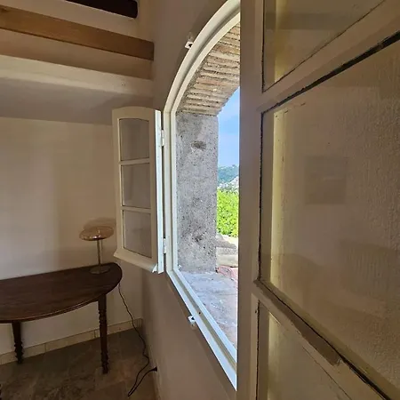 Lovely Old Town House Sea View, 1br Ac, Pool,sauna *
