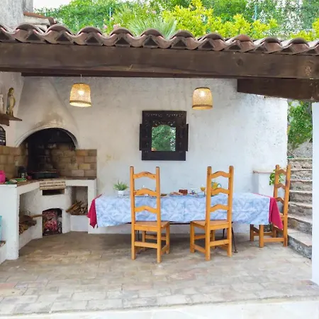 Lovely Old Town House Sea View, 1br Ac, Pool,sauna Apartment *