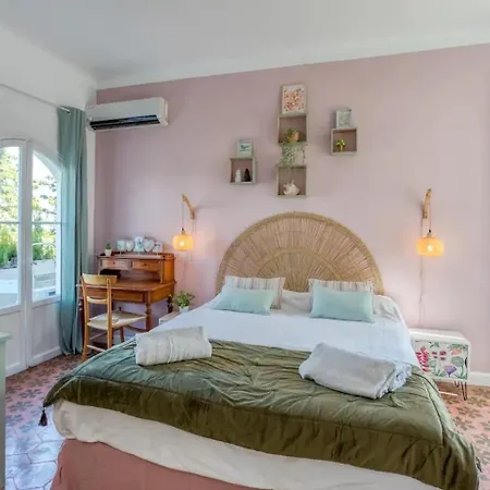 Lovely Old Town House Sea View, 1br Ac, Pool,sauna Apartment *