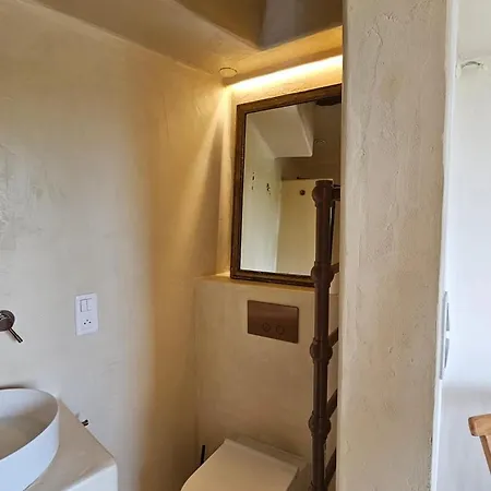 Lovely Old Town House Sea View, 1br Ac, Pool,sauna Cagnes-sur-Mer